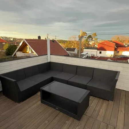 Apartment Sentralt I Vagsbygd